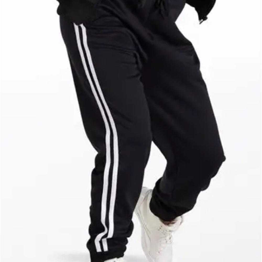 *NEW* Weissman Dancewear AH9281 Black Joggers with White Stripes Medium Adult